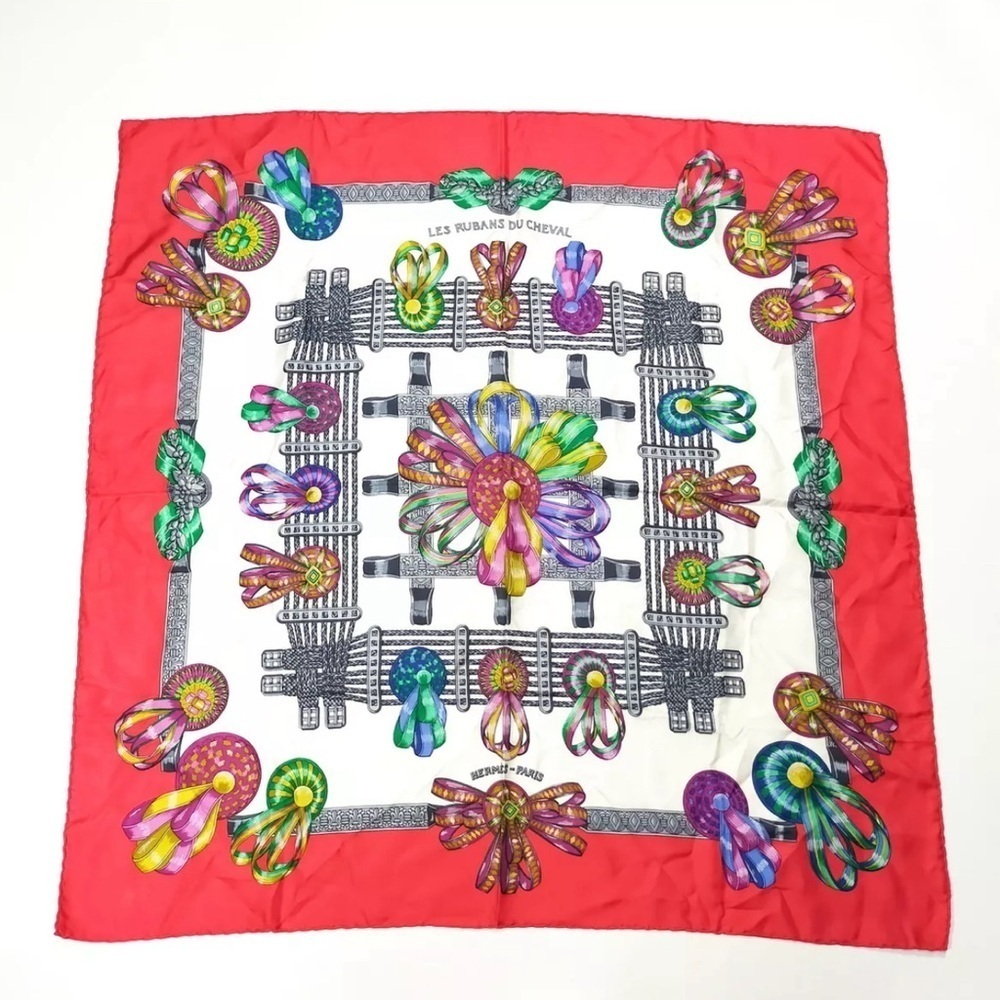 Hermes scarf  Carre 90 Reds Silk 100%